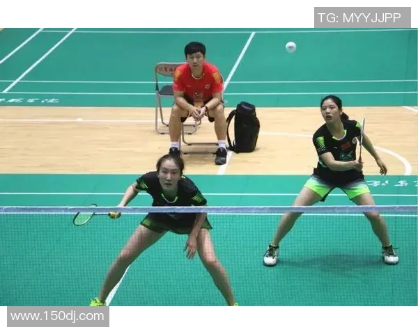 专业解读:广州羽毛球队的整体压制打法